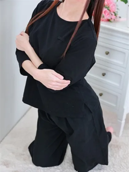 水野芽瑠(みずの　める)出張回春エステ　ヴェントゥーラ（Ventura）