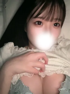 新人さらさティアラ