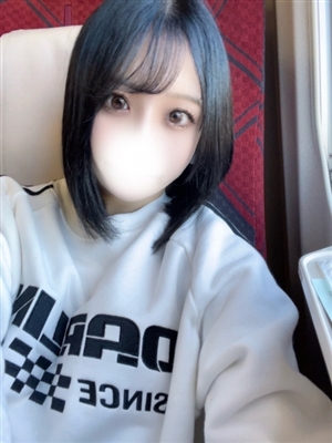 新人ももねティアラ