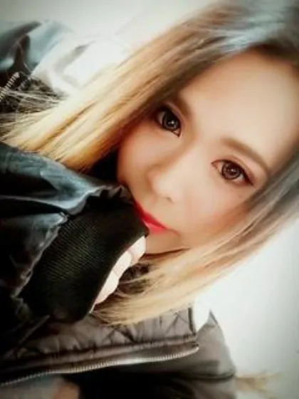 如凪(ゆな)(ニューハーフ)おねえさん倶楽部