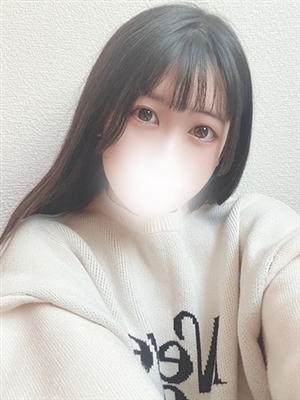 新人まなかティアラ