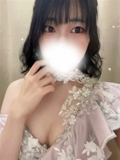 新人もこ/ティアラ