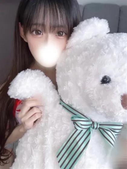 新人ゆりかティアラ