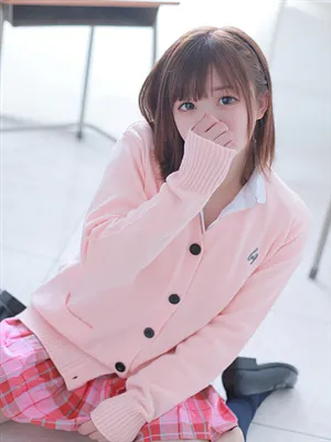 ユイTWO×TOP-ツートップ-