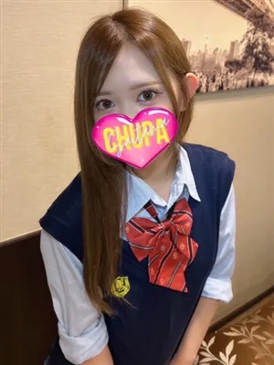 新人りりすティアラ