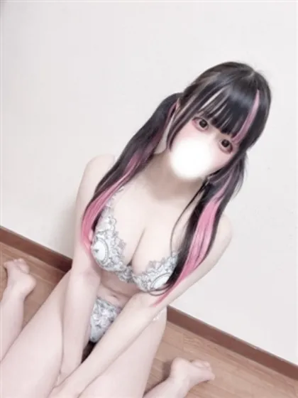 新人みあな/ティアラ