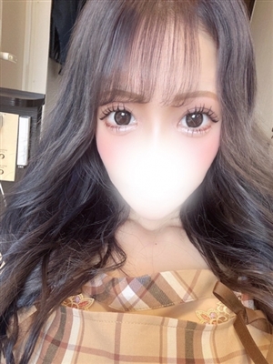 新人りおティアラ