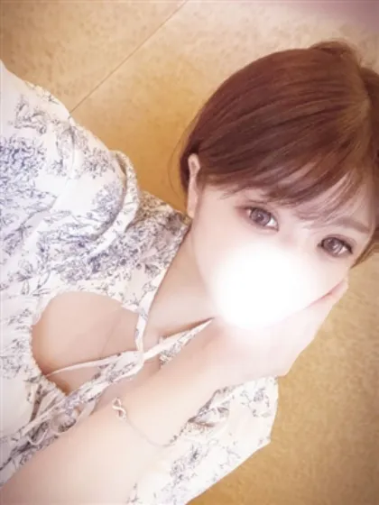 新人かなでティアラ
