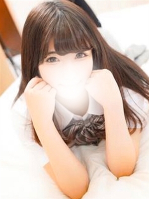 新人ゆみティアラ