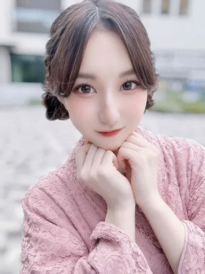 みと【現役AV女優】sexis-セクシィズ-