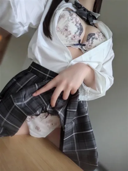 新人にこり☆最強エロメイドさん降臨♡ciel～シエル～