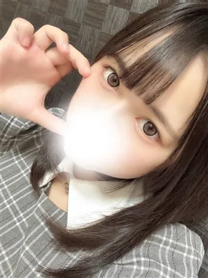 新人めろりティアラ