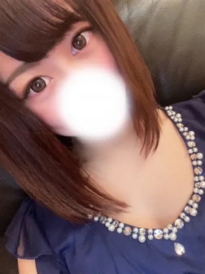 新人ねむ/ティアラ