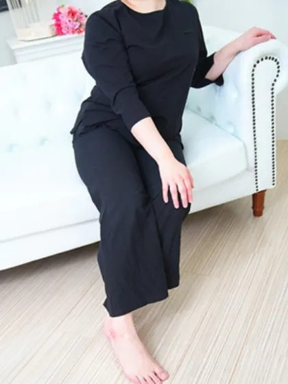 近江千奈(おうみ　せんな)出張回春エステ　ヴェントゥーラ（Ventura）