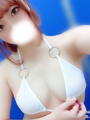 新人まなつティアラ