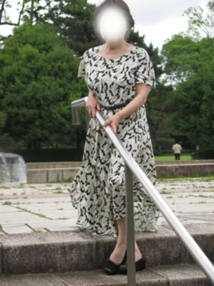 粧子夢ごろも