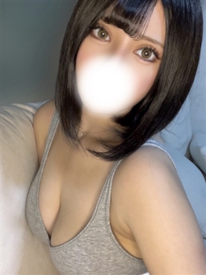 新人まなむティアラ