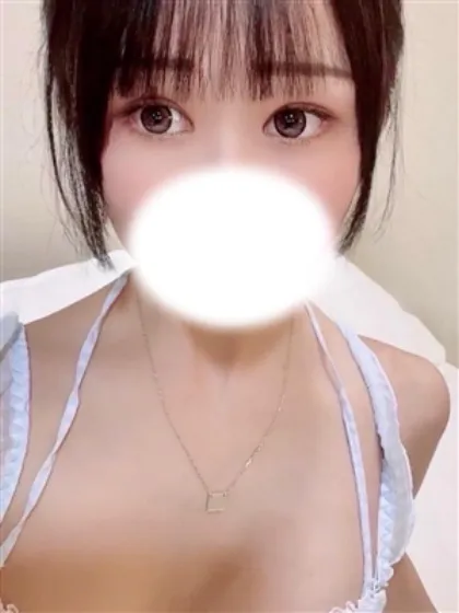 新人けいと/ティアラ