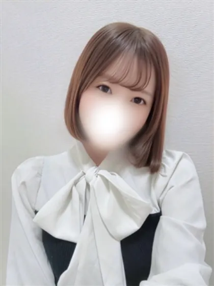 新人りかティアラ