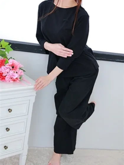 水野芽瑠(みずの　める)出張回春エステ　ヴェントゥーラ（Ventura）