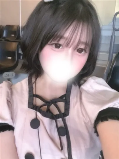 新人あるかティアラ