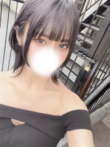 新人らてティアラ