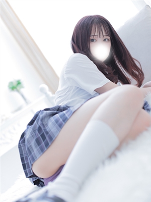 ユウナTWO×TOP-ツートップ-