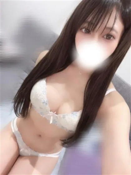 新人あずみ/ティアラ