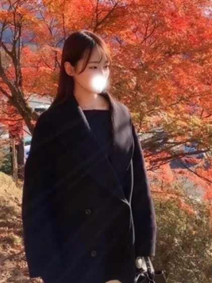 新人さおりティアラ