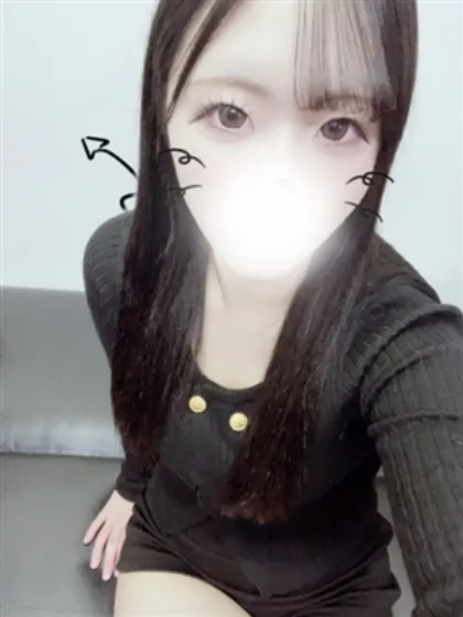 新人りあなティアラ
