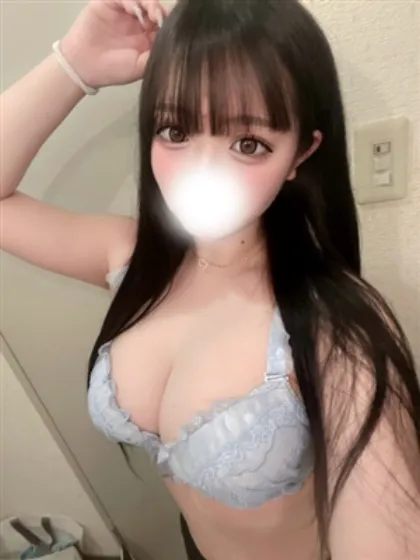 新人ももなティアラ