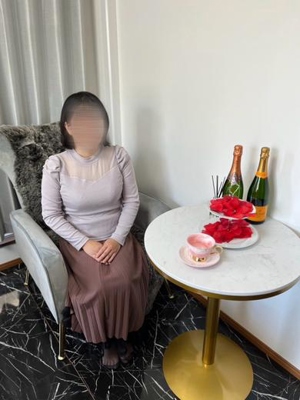 サナ人妻生レンタルーNTRー