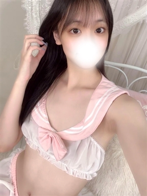 新人えりさティアラ