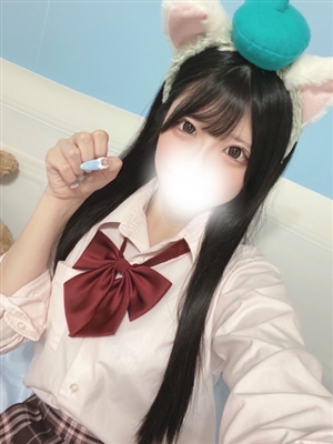 新人れいはティアラ