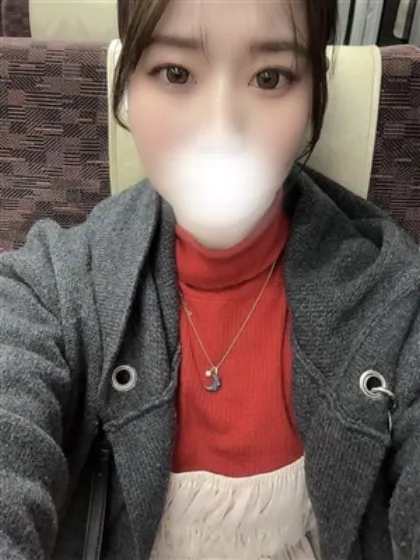 新人ききなティアラ