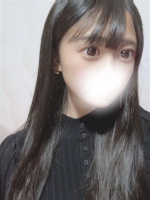 新人まきなティアラ